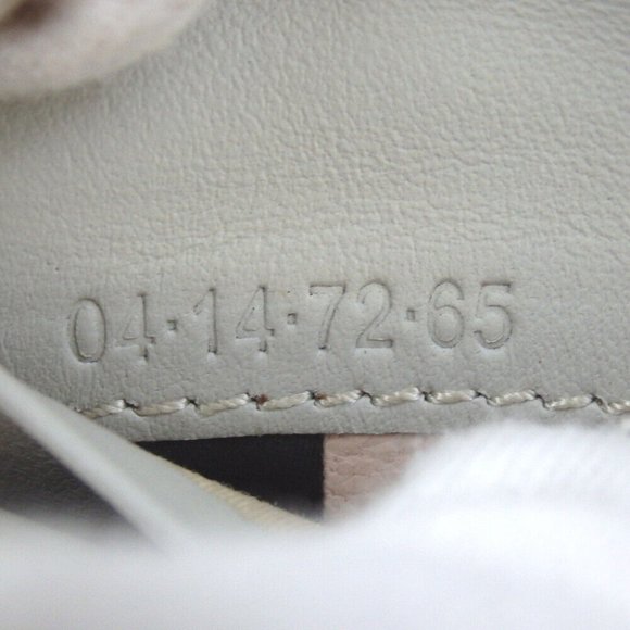 Authentic Chloe 04・14・72・65 Pass case by color card case leather [Used] - Picture 12 of 12